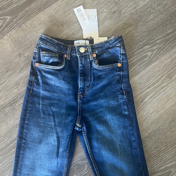 Zara Flare jeans - Picture 3 of 5